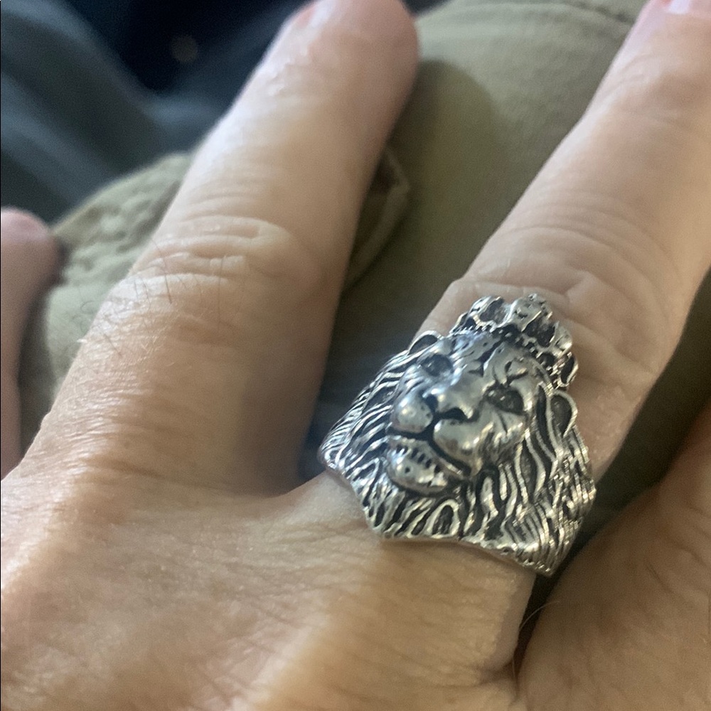 Silver Lion Head Ring